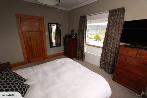 Photo of property in 9 Chesterton Street, Johnsonville, Wellington, 6037