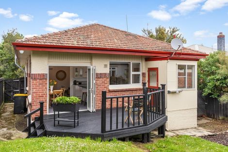 Photo of property in 65 Signal Hill Road, Opoho, Dunedin, 9010