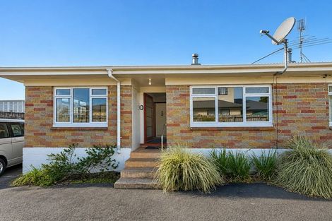 Photo of property in 5/42 Clevedon Road, Papakura, 2110
