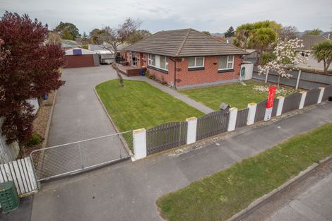 Photo of property in 4 Eglinton Street, Avondale, Christchurch, 8061