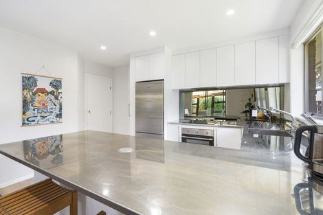 Photo of property in 2/54 Heretaunga Square, Silverstream, Upper Hutt, 5019