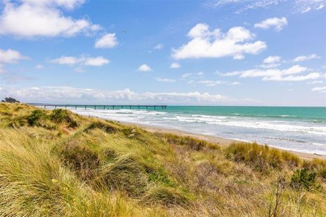 Photo of property in 11/272 Marine Parade, New Brighton, Christchurch, 8061