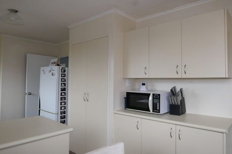 Photo of property in 62a Mazengarb Road, Paraparaumu Beach, Paraparaumu, 5032