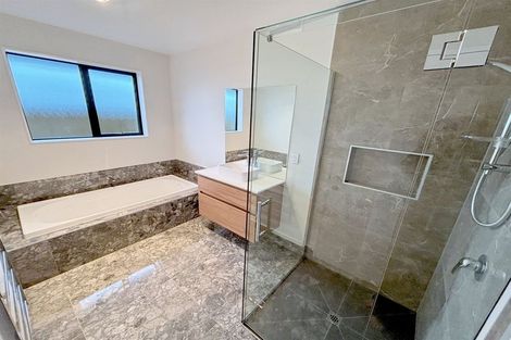 Photo of property in 37 Applegrove Crescent, Belfast, Christchurch, 8051