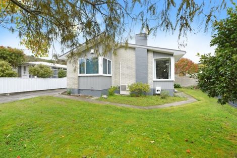 Photo of property in 4 Prestige Place, Maoribank, Upper Hutt, 5018