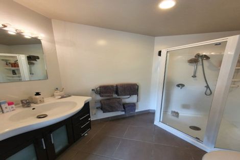 Photo of property in 100e Karepa Street, Brooklyn, Wellington, 6021