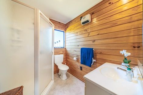 Photo of property in 49a Gillespies Road, Birchville, Upper Hutt, 5018