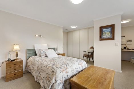 Photo of property in 14 Brookfield Place, Paraparaumu, 5032