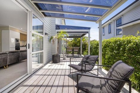 Photo of property in 23 Kukuwai Avenue, Red Beach, 0932