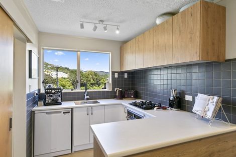 Photo of property in 2b Percy Dyett Drive, Karori, Wellington, 6012