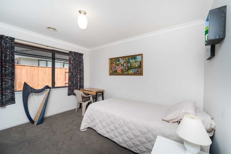 Photo of property in 3 Astelia Court, Milson, Palmerston North, 4414