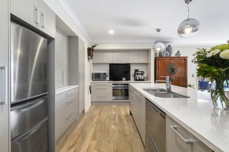 Photo of property in 117b Kawaha Point Road, Kawaha Point, Rotorua, 3010