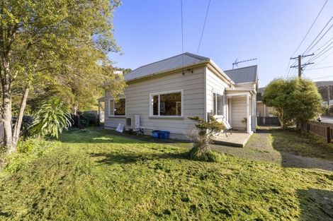 Photo of property in 17 Woodhaugh Street, Woodhaugh, Dunedin, 9010