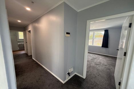 Photo of property in 12 Gear Terrace, Ranui, Porirua, 5024