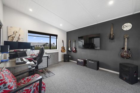 Photo of property in 5 Maunganamu Drive, Wharewaka, Taupo, 3330