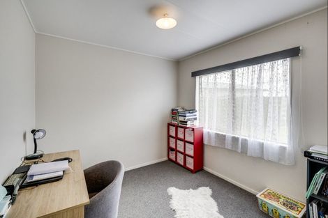 Photo of property in 338 Flaxmere Avenue, Flaxmere, Hastings, 4120