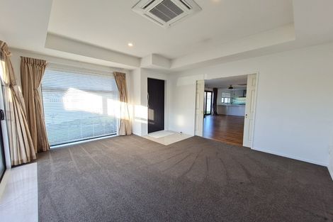 Photo of property in 88 Sarabande Avenue, Redwood, Christchurch, 8051