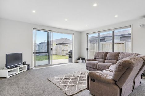 Photo of property in 79 Te Wharo Drive, Papamoa, 3118