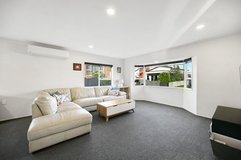 Photo of property in 10 Sheriff Place, Riverlea, Hamilton, 3216