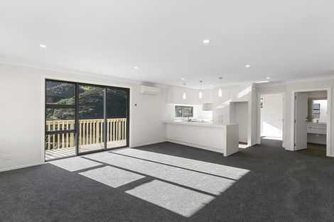 Photo of property in 1 Rarangi Way, Owhiro Bay, Wellington, 6023