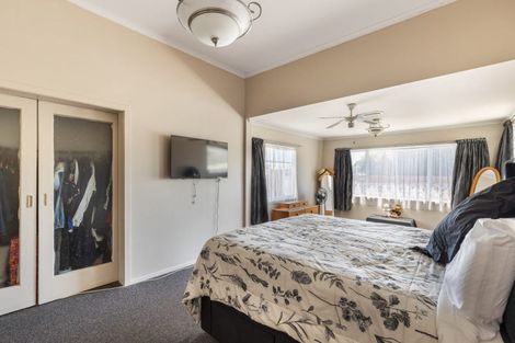 Photo of property in 9 Parris Street, Waitara, 4320