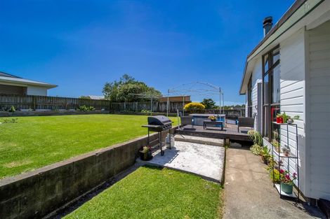 Photo of property in 5 Camellia Avenue, Bell Block, New Plymouth, 4312