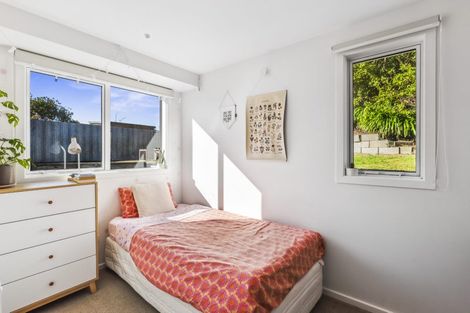 Photo of property in 6 Moa Road, Raumati Beach, Paraparaumu, 5032