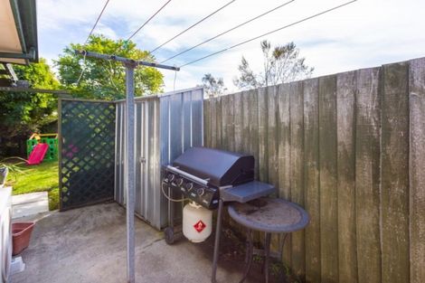 Photo of property in 2/19 Thistledown Place, Woolston, Christchurch, 8062