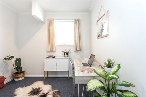 Photo of property in 60 Kawau Crescent, Bromley, Christchurch, 8062