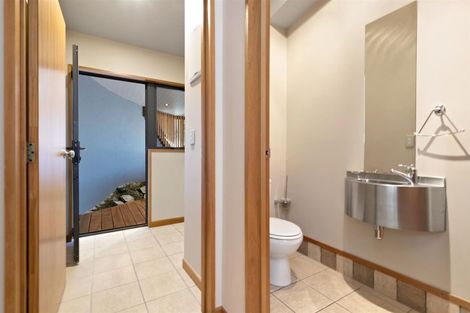 Photo of property in 3 Caples Place, Fernhill, Queenstown, 9300