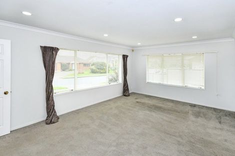 Photo of property in 1/132 Millhouse Drive, Northpark, Auckland, 2013