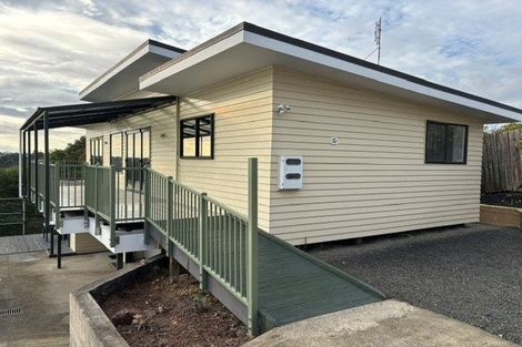 Photo of property in 67a Birkdale Road, Birkdale, Auckland, 0626