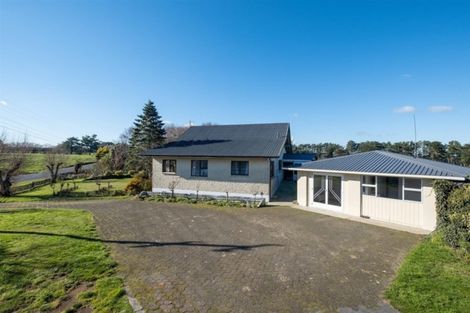 Photo of property in 2035 Eltham Road, Awatuna, Hawera, 4679