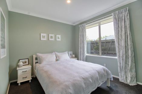 Photo of property in 11 Steane Place, Halswell, Christchurch, 8025