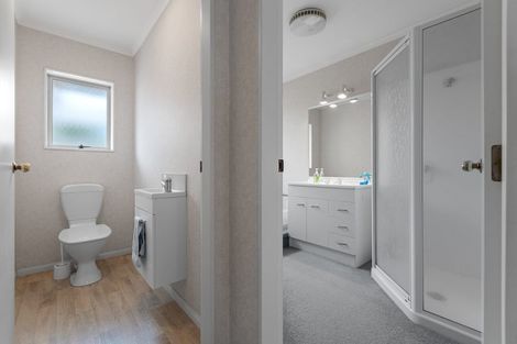 Photo of property in 156 Pacific View Road, Papamoa Beach, Papamoa, 3118