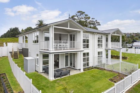 Photo of property in 202 Landmark Terrace, Orewa, 0931
