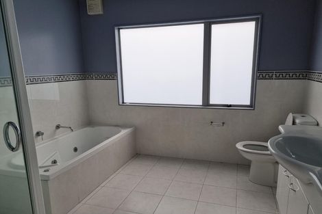 Photo of property in 6 Cromarty Place, Papakowhai, Porirua, 5024