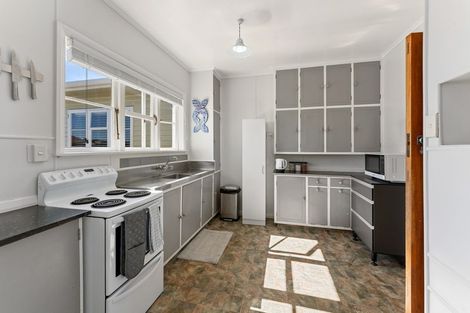 Photo of property in 43 Aotaki Street, Otaki, 5512