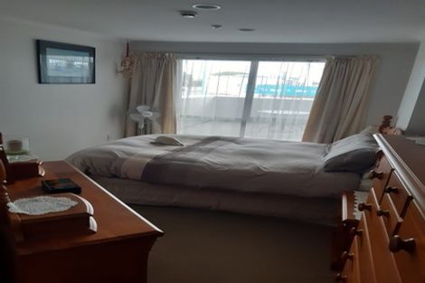 Photo of property in Paramount Apartments, 2/281 Maunganui Road, Mount Maunganui, 3116