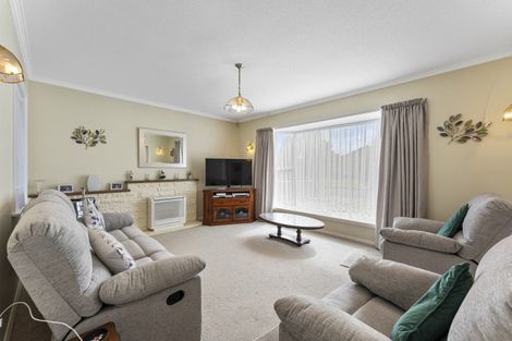 Photo of property in 11 Craig Grove, Elderslea, Upper Hutt, 5018