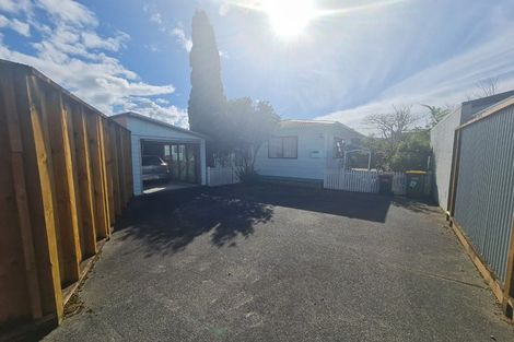Photo of property in 2/11 Bauchop Road, Waterloo, Lower Hutt, 5011