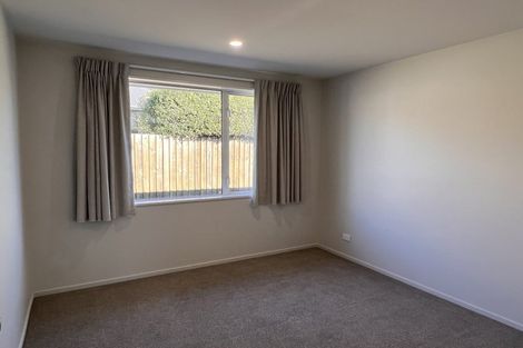 Photo of property in 18 Derrett Place, Saint Martins, Christchurch, 8022