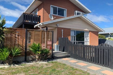 Photo of property in 16 Philomel Street, North New Brighton, Christchurch, 8083