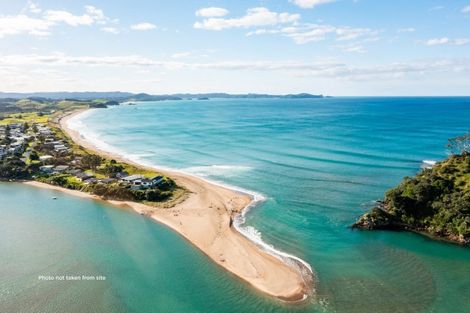 Photo of property in 894 Pataua South Road, Pataua South, Onerahi, 0192