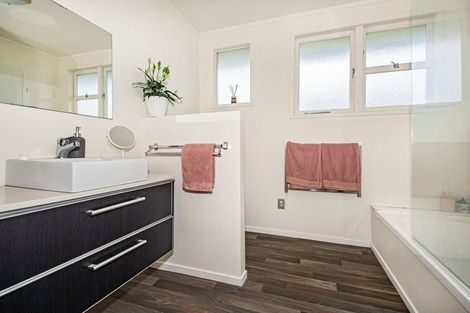 Photo of property in 27 Corks Road, Te Kamo, Whangarei, 0112