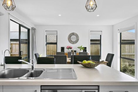 Photo of property in 9 Roto Close, Wharewaka, Taupo, 3330