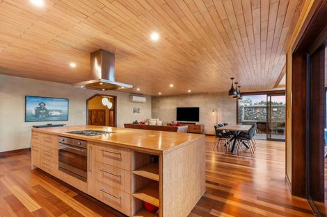 Photo of property in 177 Welcome Bay Road, Welcome Bay, Tauranga, 3112