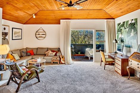 Photo of property in 33 Kairimu Street, Stokes Valley, Lower Hutt, 5019