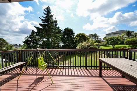 Photo of property in 305 Don Buck Road, Massey, Auckland, 0614