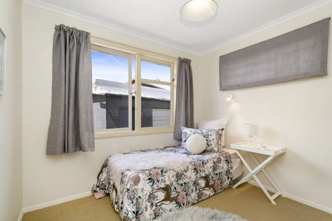 Photo of property in 1a Colin Grove, Hutt Central, Lower Hutt, 5010